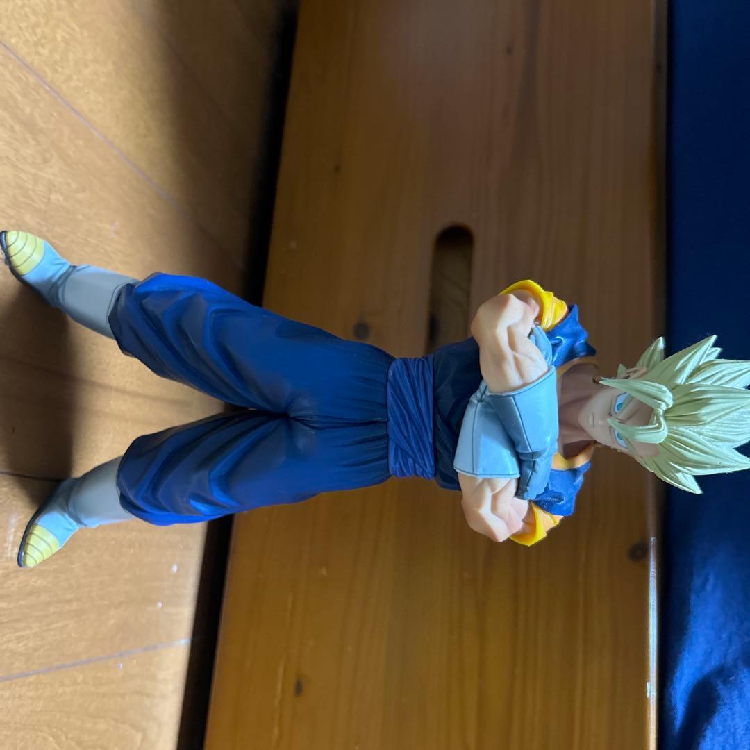 ドラゴンボールフィギュア 悟空 悟飯 ベジータ トランクス ゴテンクス ベジット