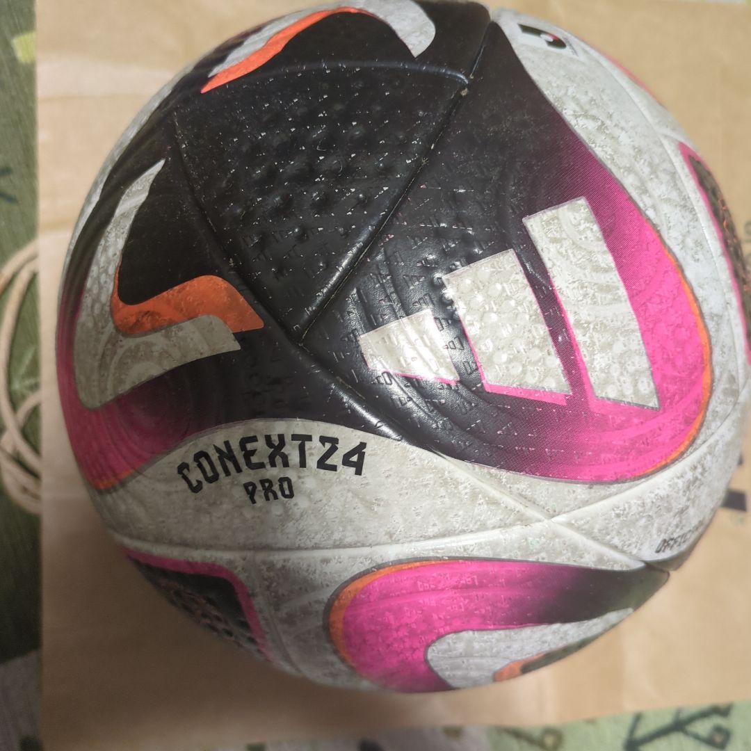 サッカーボール CONEXTZ4 PRO