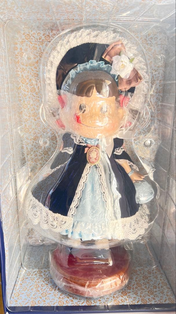 ペコちゃんドール2010