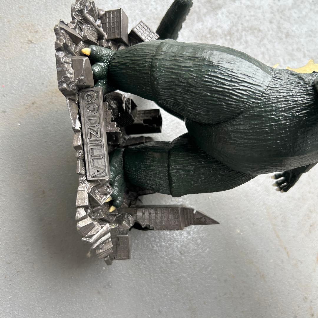 ゴジラ　フィギュア　GODZILLA