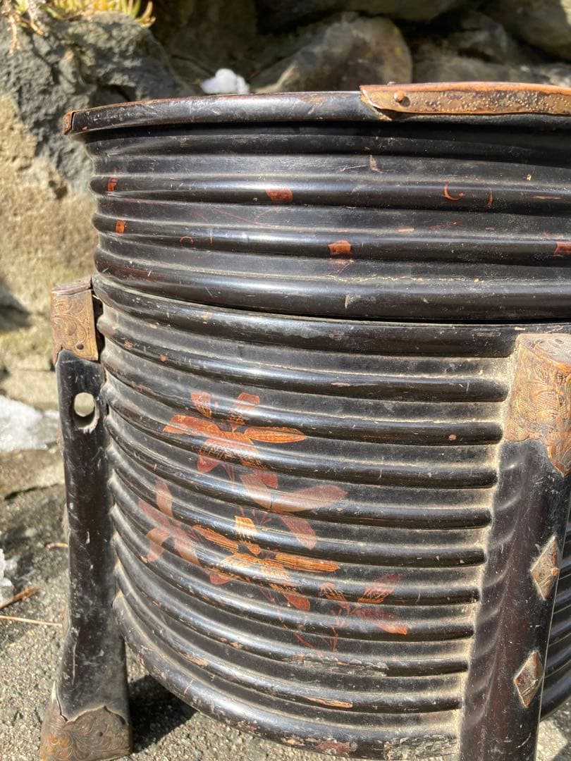 アイヌ　シントコ　行器　漆工 北海道　木製漆塗