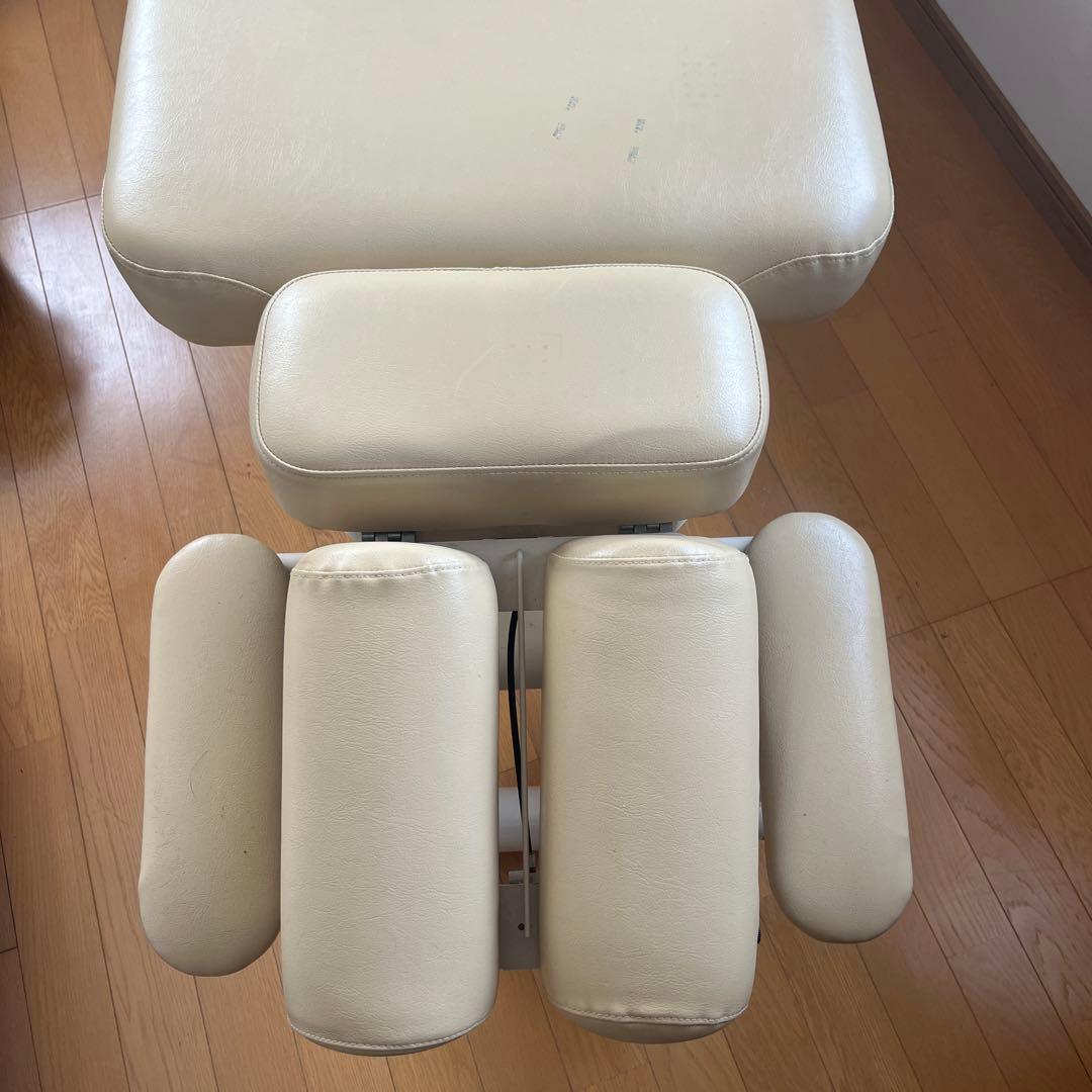 TakadaBed カイロテーブル　施術ベッド