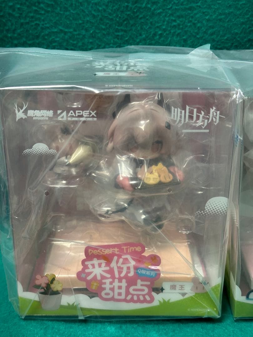 即発送　未開封　新品　アークナイツ　フィギュア　　アーミヤ　＆　テレジア