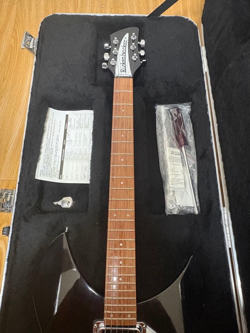 【調整済み】Rickenbacker 330 エレキギター 2009年製