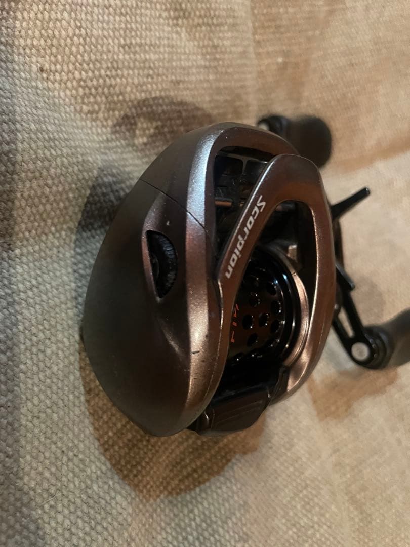 シマノ　17スコーピオンbfs XG 右ハンドル