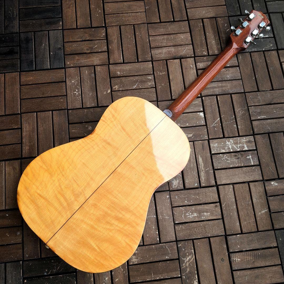 なんかカッコいいアコギ！KAWAI 虎目 1960年代！