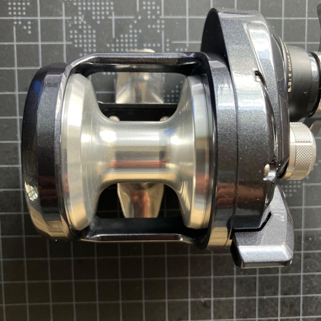 シマノ トリウム 1500HG 両軸 ジギング リール パワーハンドル付き