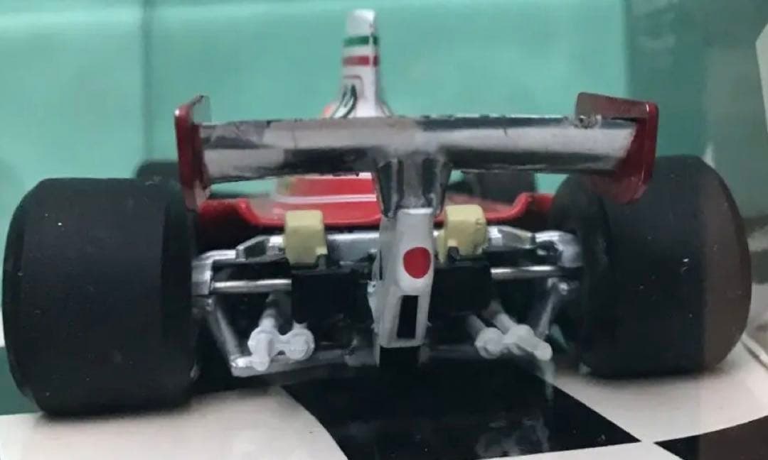 ミニチャンプス 1/43フェラーリ 312T 1975 ニキ・ラウダ