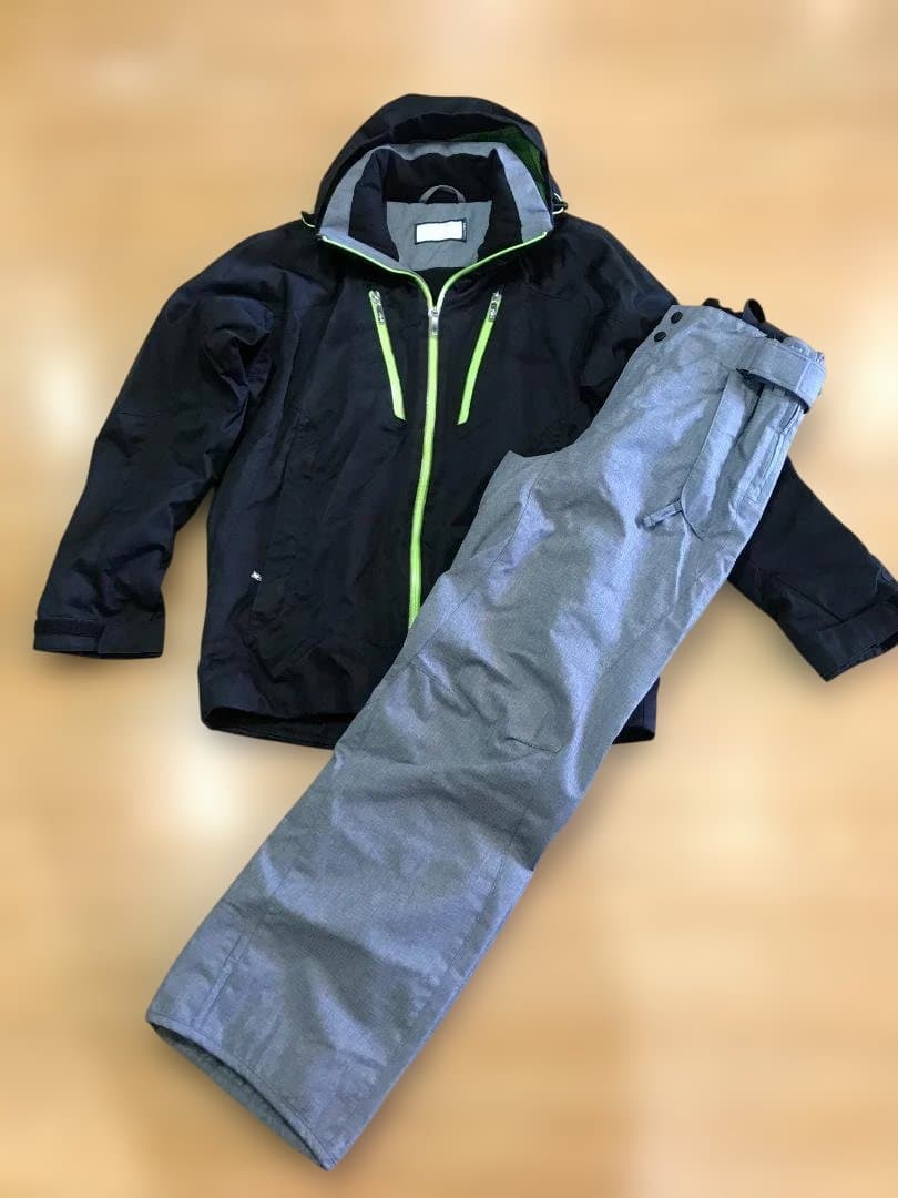 フェニックス　中綿入りストレッチスキーウェア上下セット　Ｍサイズ