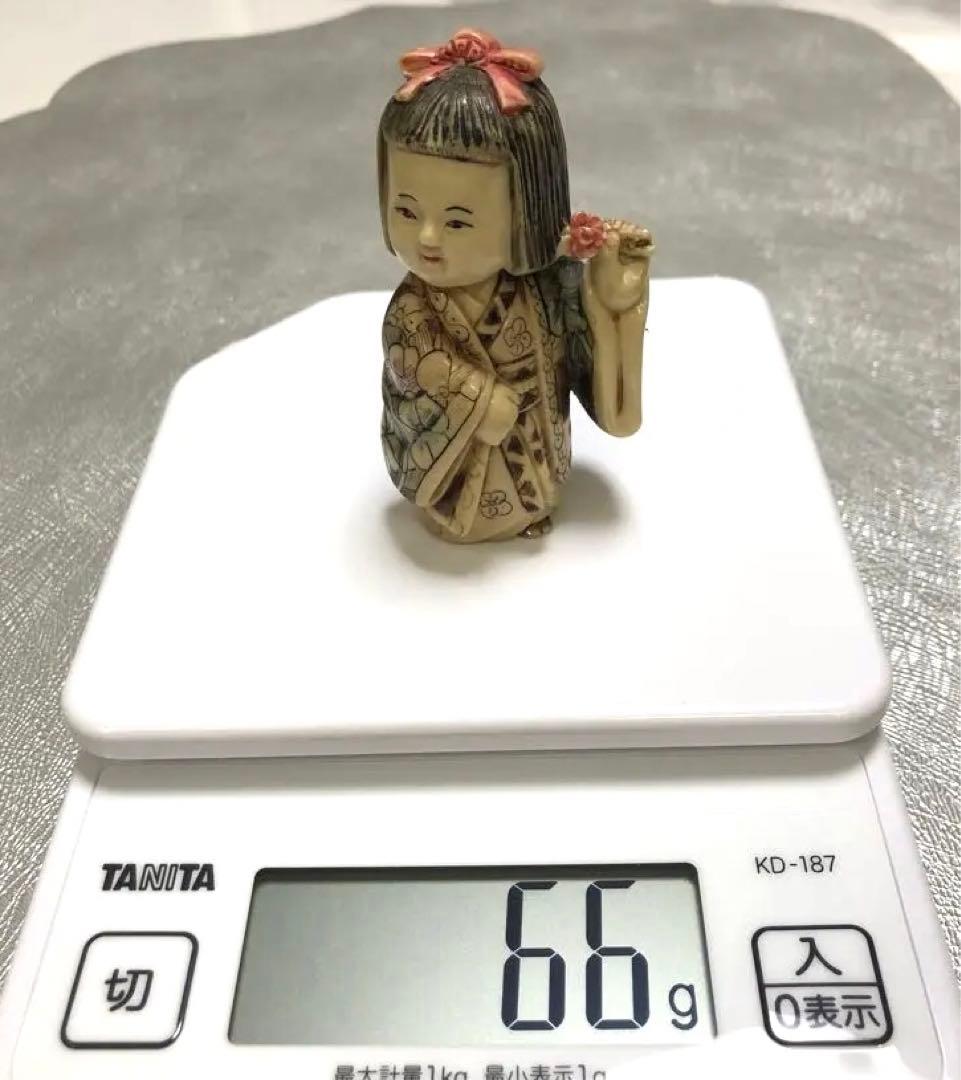 時代根付　刻印有　置物　おかっぱの女の子　縁起物　アンティーク　天然素材