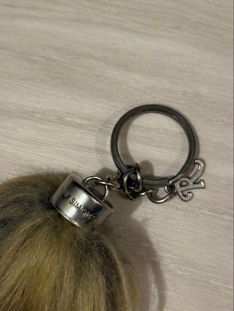 RAF SIMONS タン＆ブラック ラクーンテールキーチェーン