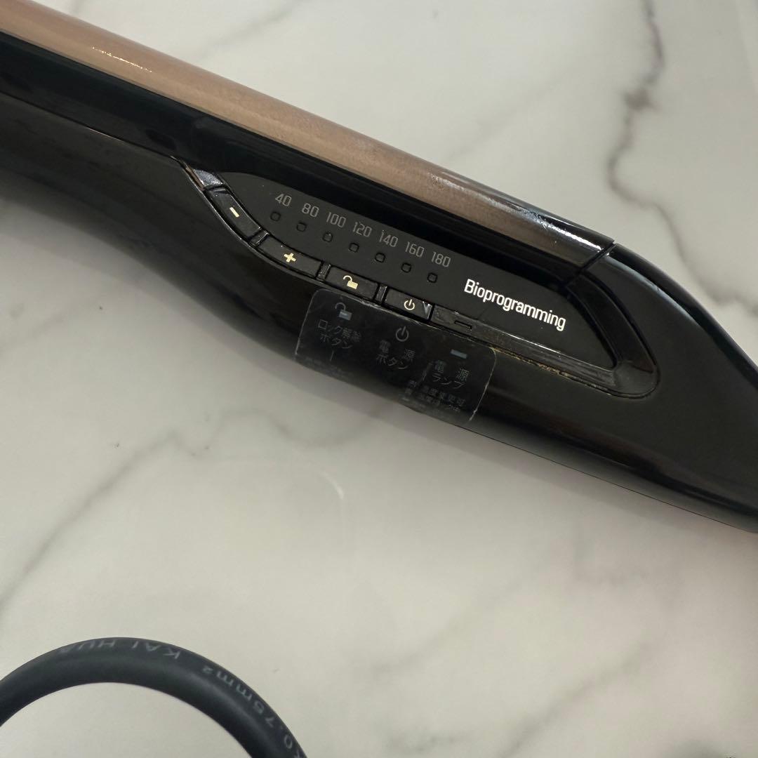 ヘアビューロン（HAIRBEAURON） 4D Plus ストレートヘアアイロン