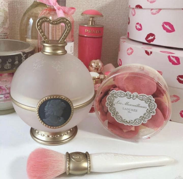 ラデュレ橤チーク♡チークブラシ♡チークポット