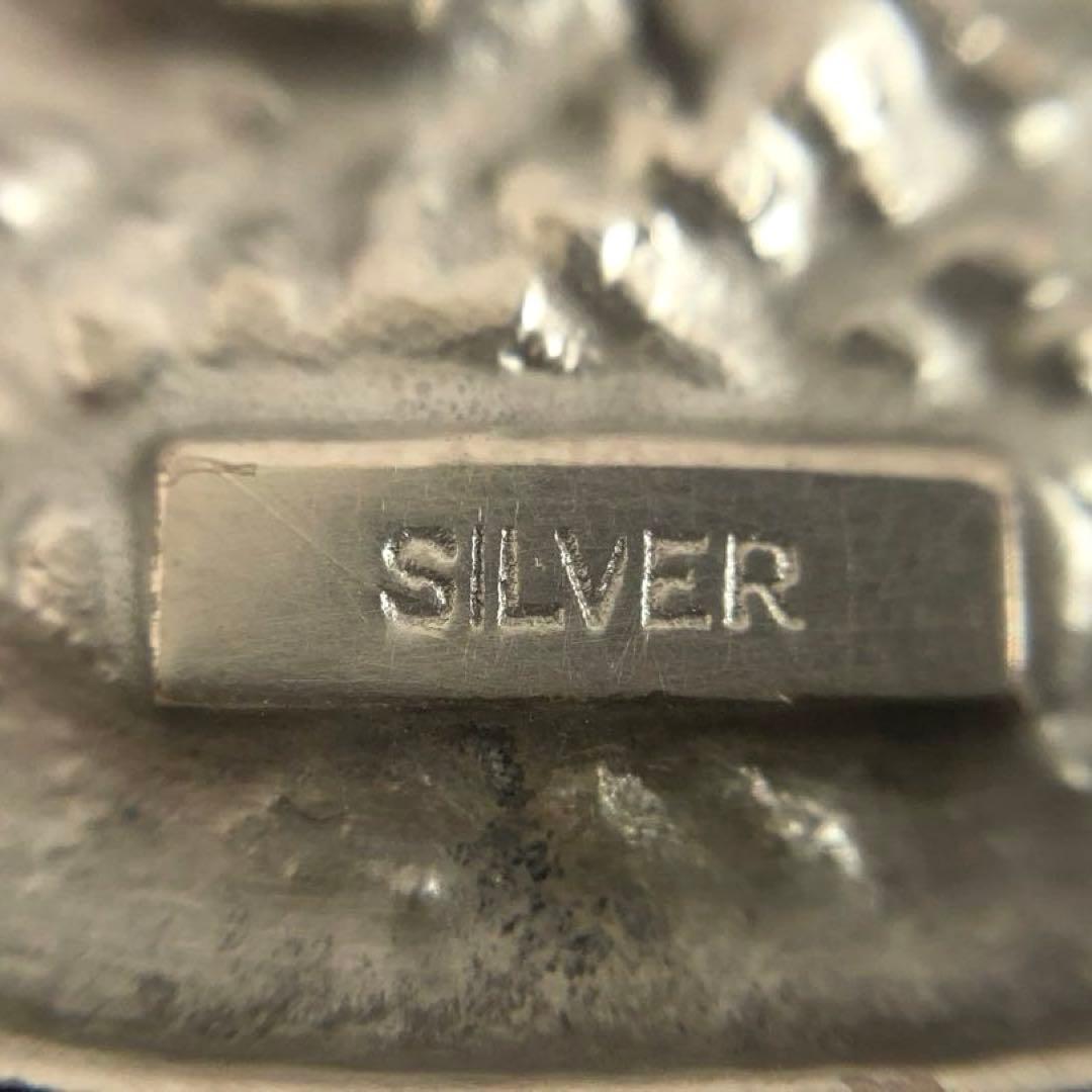 三谷　慎　silver製　レリーフブローチ