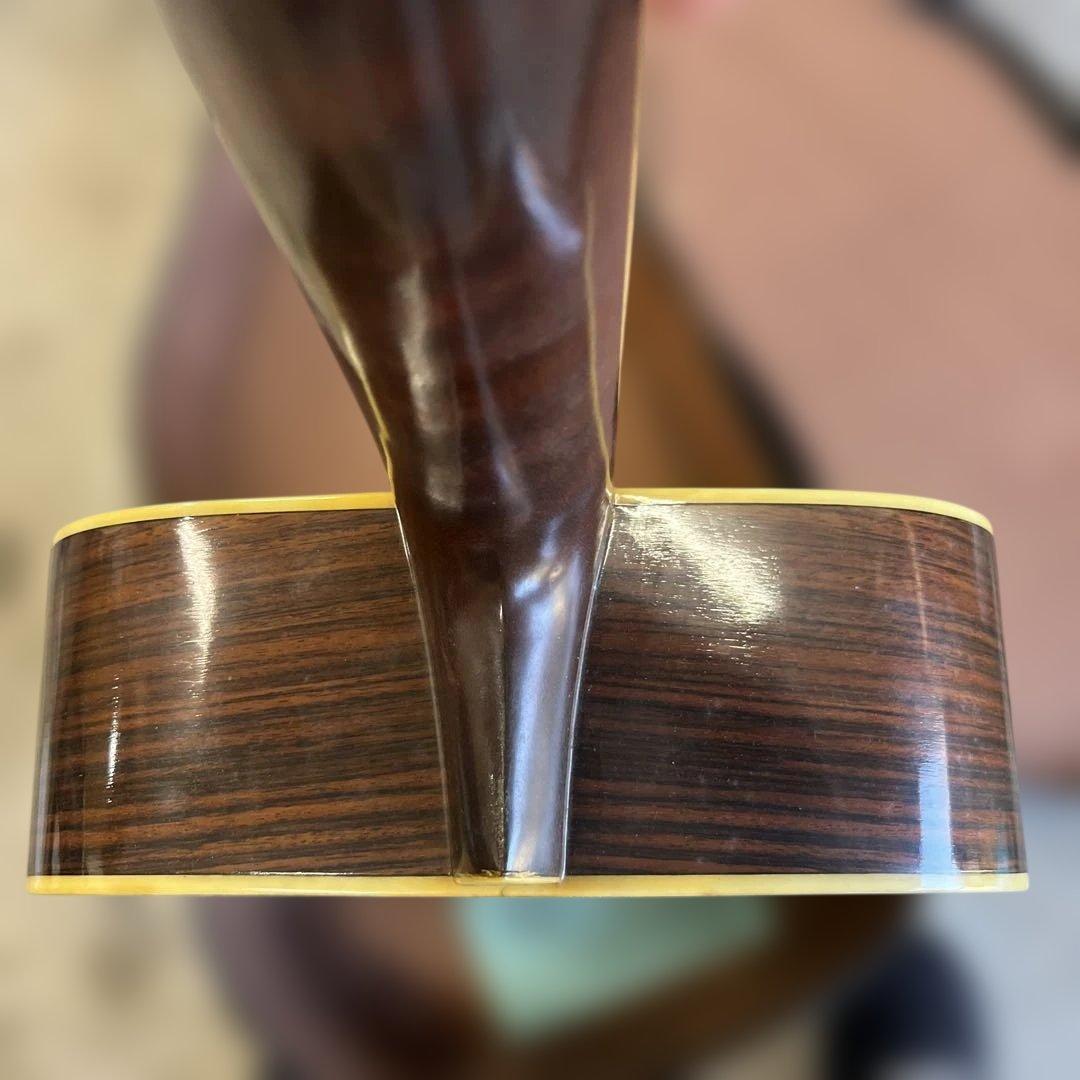 マーティン 縦ロゴ W-200 Pro Martin ハードケース付き