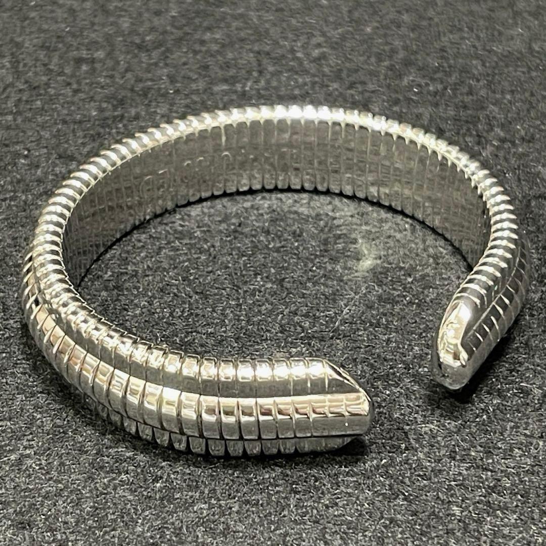 美品 オルゴンリング バングル ブレスレット シルバー系 施術用