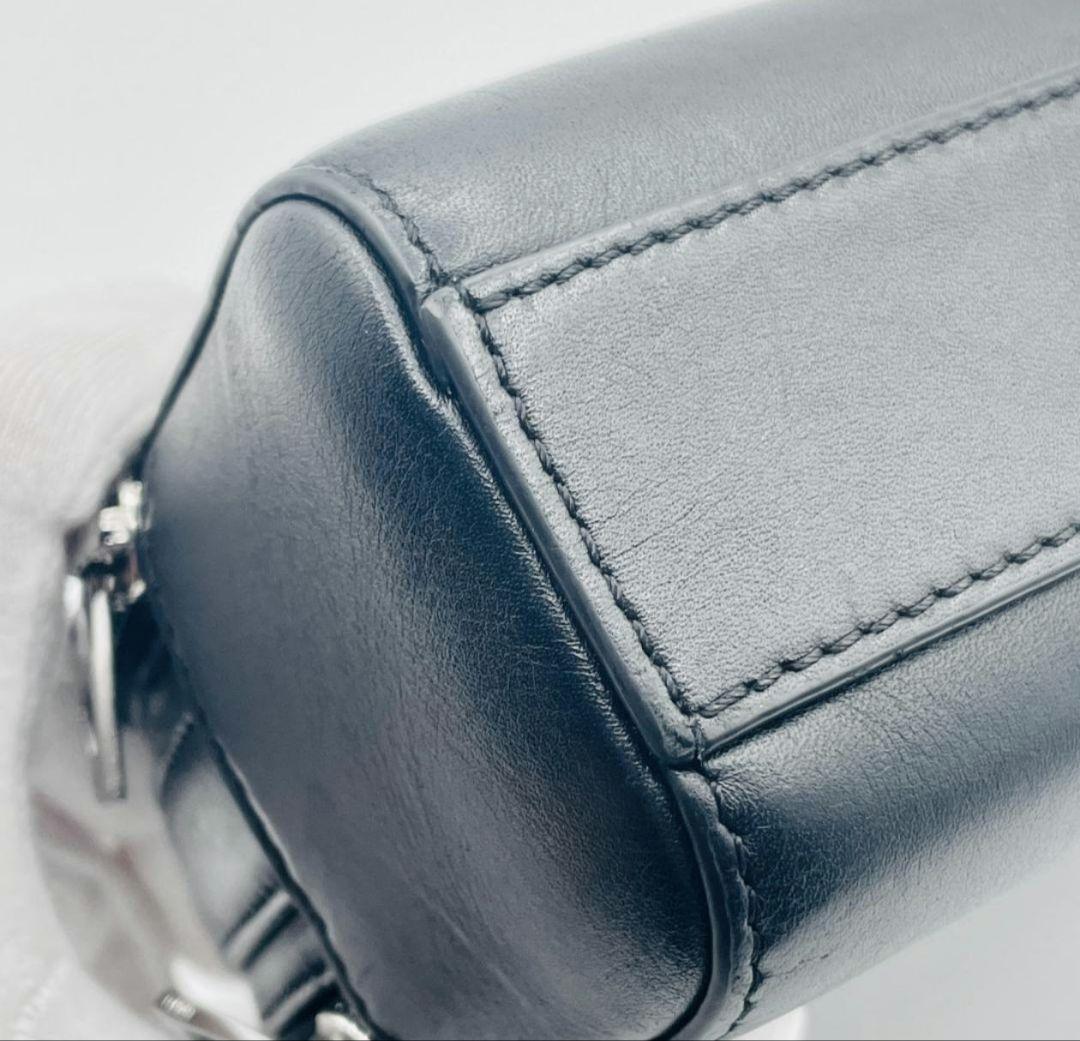 【美品】ロエベ クロスボディ カメラ バッグ ブラック ショルダー