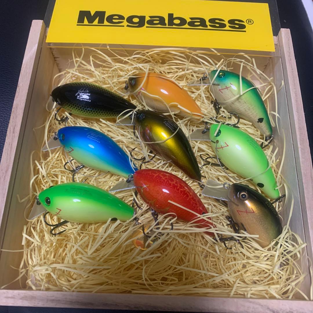 値下げ　メガバス　Ｚクランク　バルサ＆ウッド