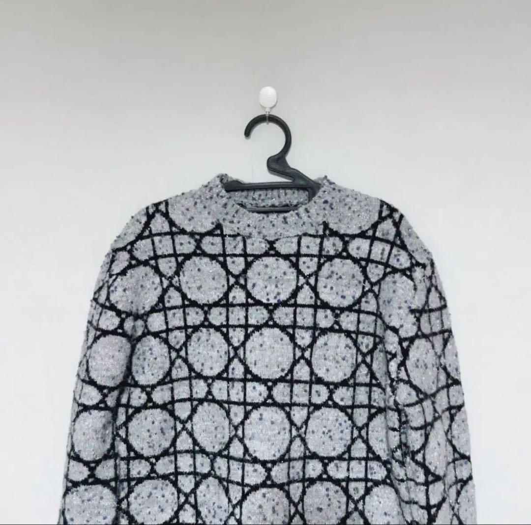 ディオールグレーロゴ柄ジェンダーレスニット