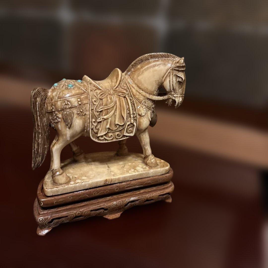 時間限定値下げ　象牙調　馬の置物　アンティーク　レア　骨董