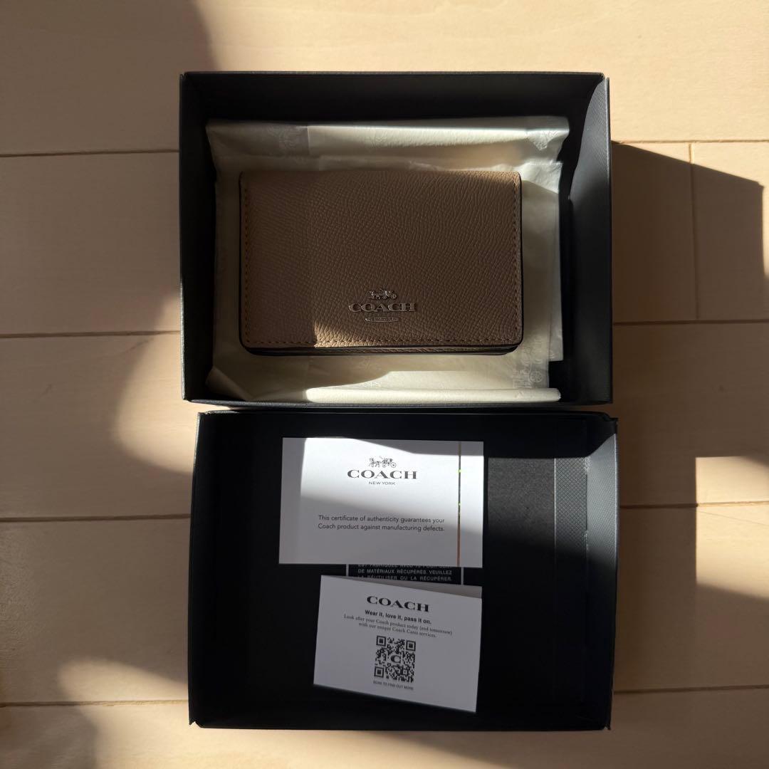 coach コーチ　名刺入れ　ベージュ