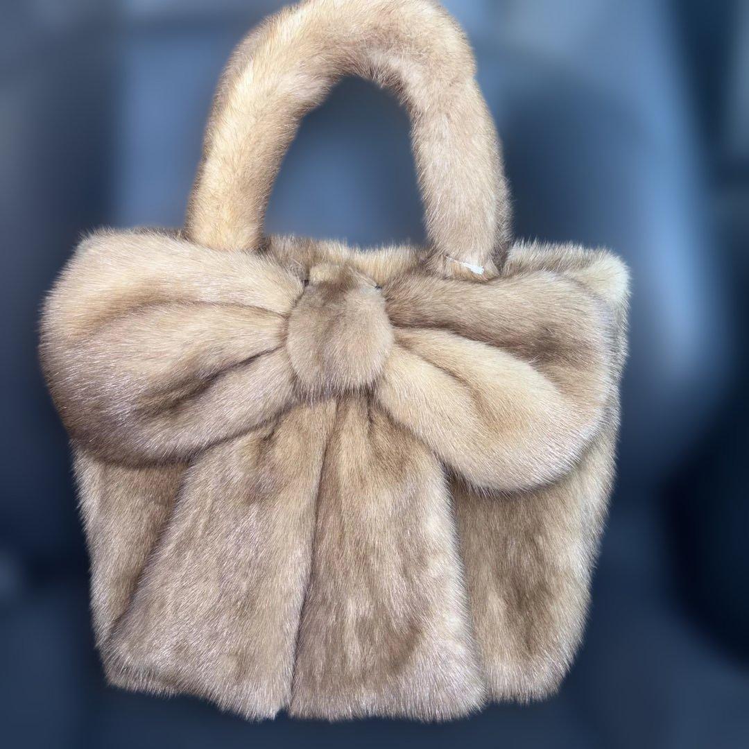 新品❣️ブラウンミンクトートバッグ❣️リボン付き❣️ファーハンドバッグ！薄茶