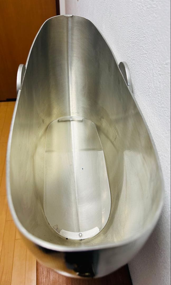 シャンパーニュ・テタンジェ・ステンレスクーラー大