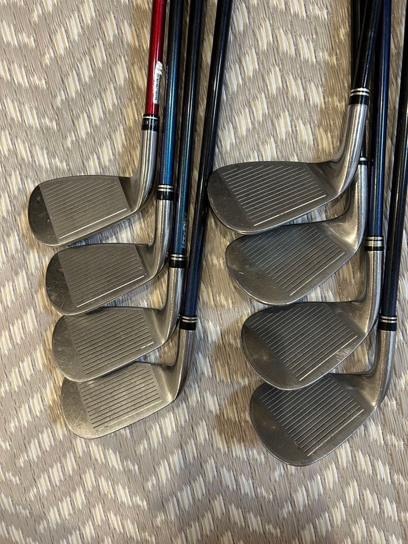 ゼクシオアイアン　8本