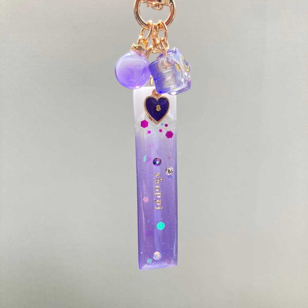 白藤ページ　名入れチャーム　レジンキーホルダー　7点