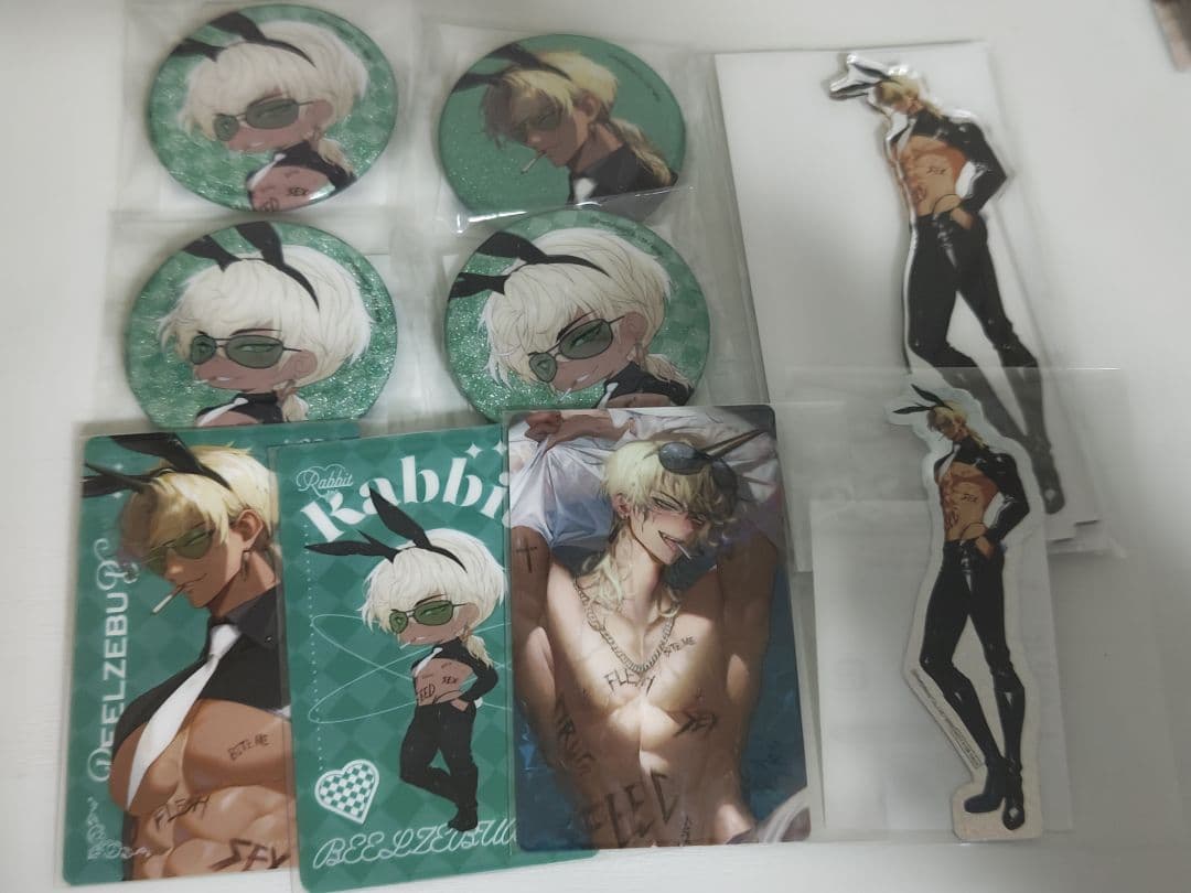 地獄のどこが悪い　くじ引き堂　ベルゼブブ　アクスタ　缶バッジ　トレカ