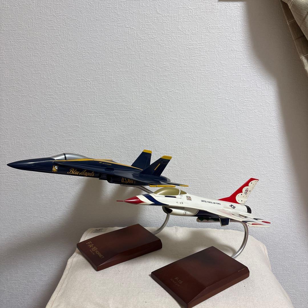 航空機・ヘリコプター desk display model 1/48 F/A-18 F-16