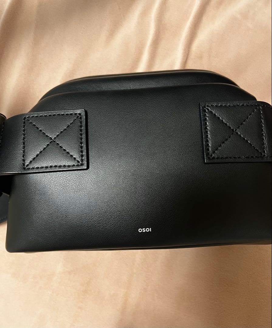 OSOI レザーバッグ　Pecan Brot ブラック