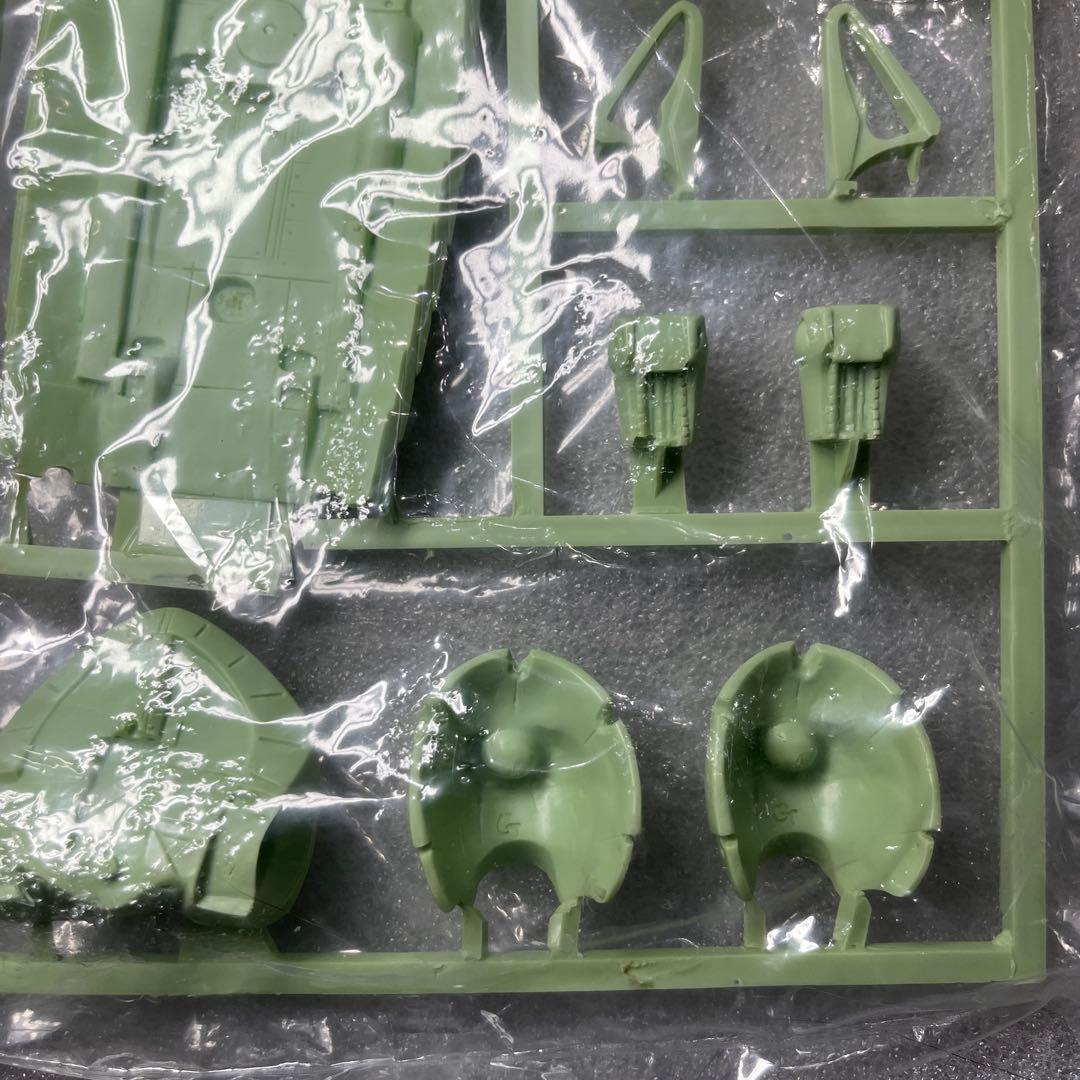 ボークス　1/100スケール　ベルリン　グリーンタイプ　ガレージキット　現状