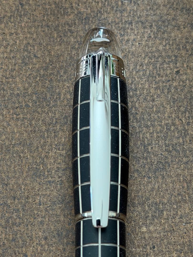 モンブラン 万年筆 スターウォーカー メタルラバー