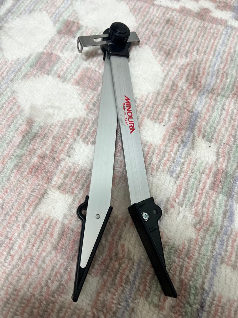 【美品】MINOURA 振れ取り台 センターゲージ　スポークレンチセット