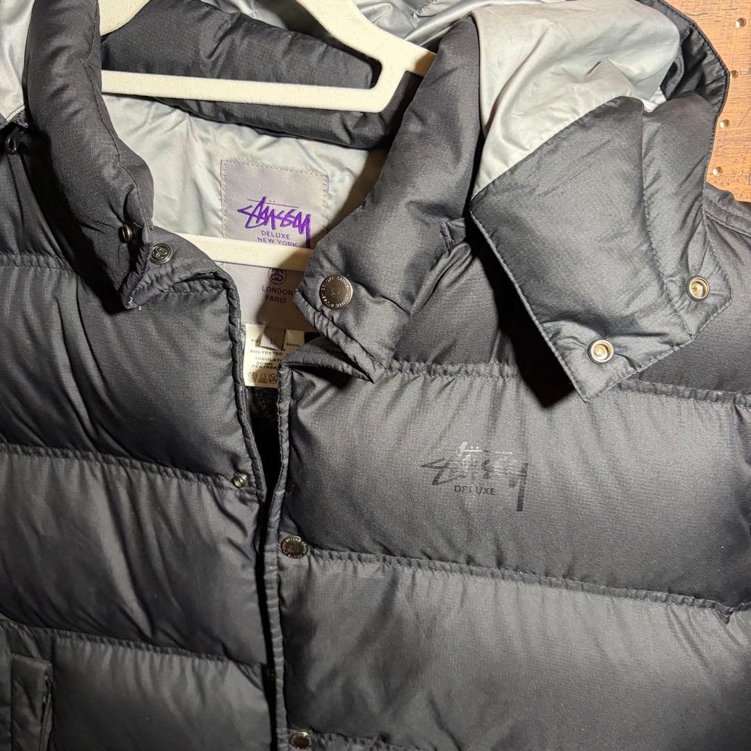 美品 stussy ダウンベスト