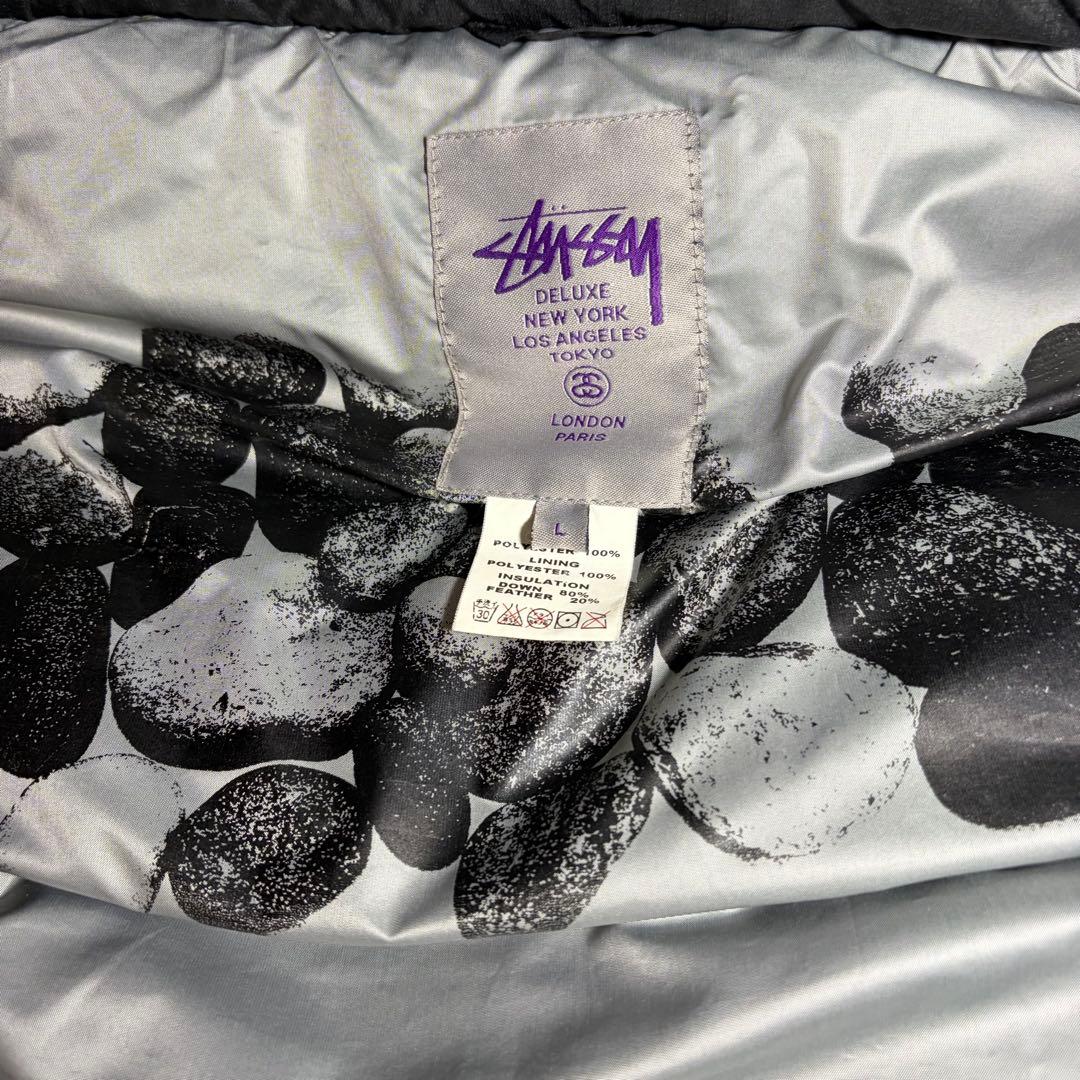 美品 stussy ダウンベスト