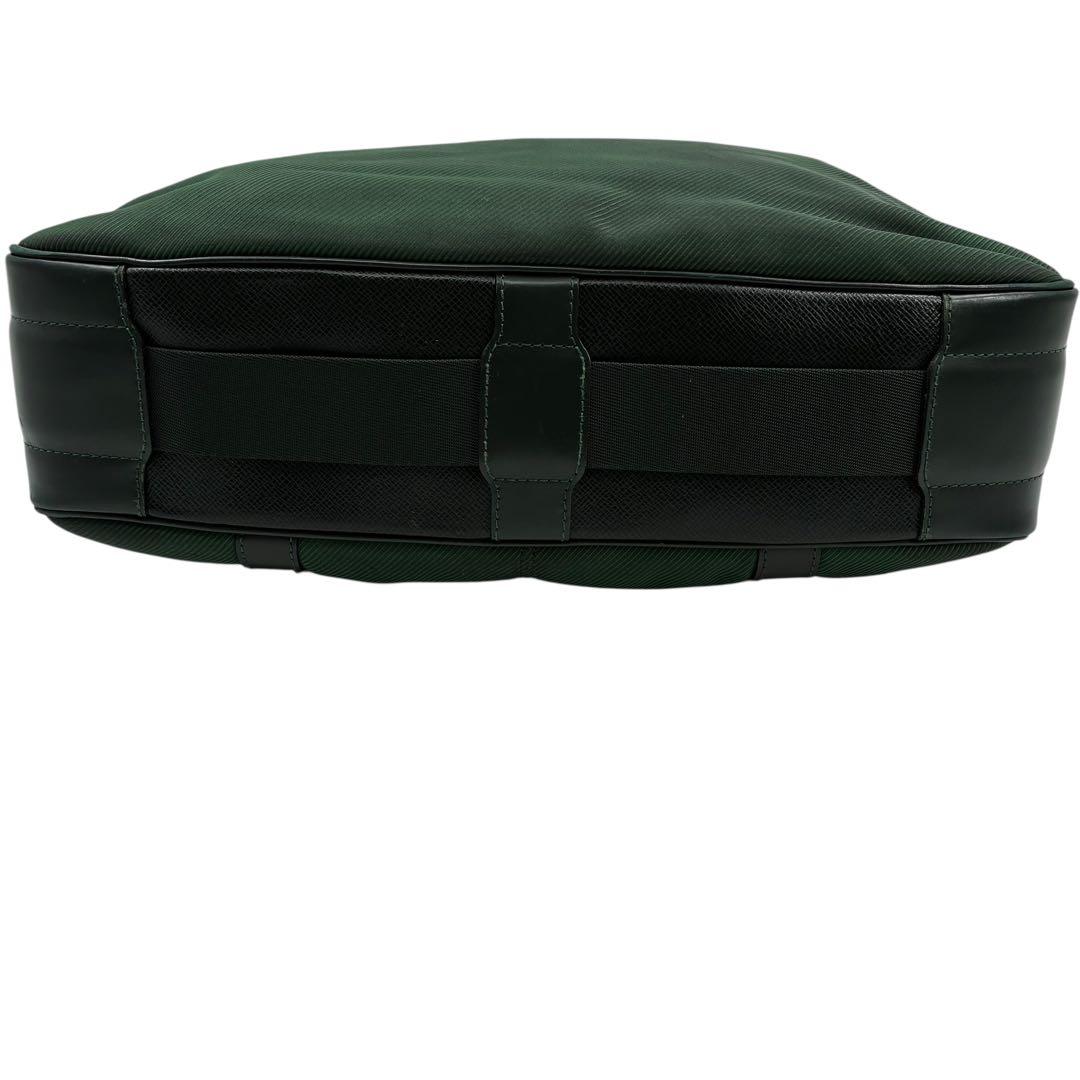 ルイヴィトン メッセンジャーバッグ メンズ デルスー エピセア タイガ