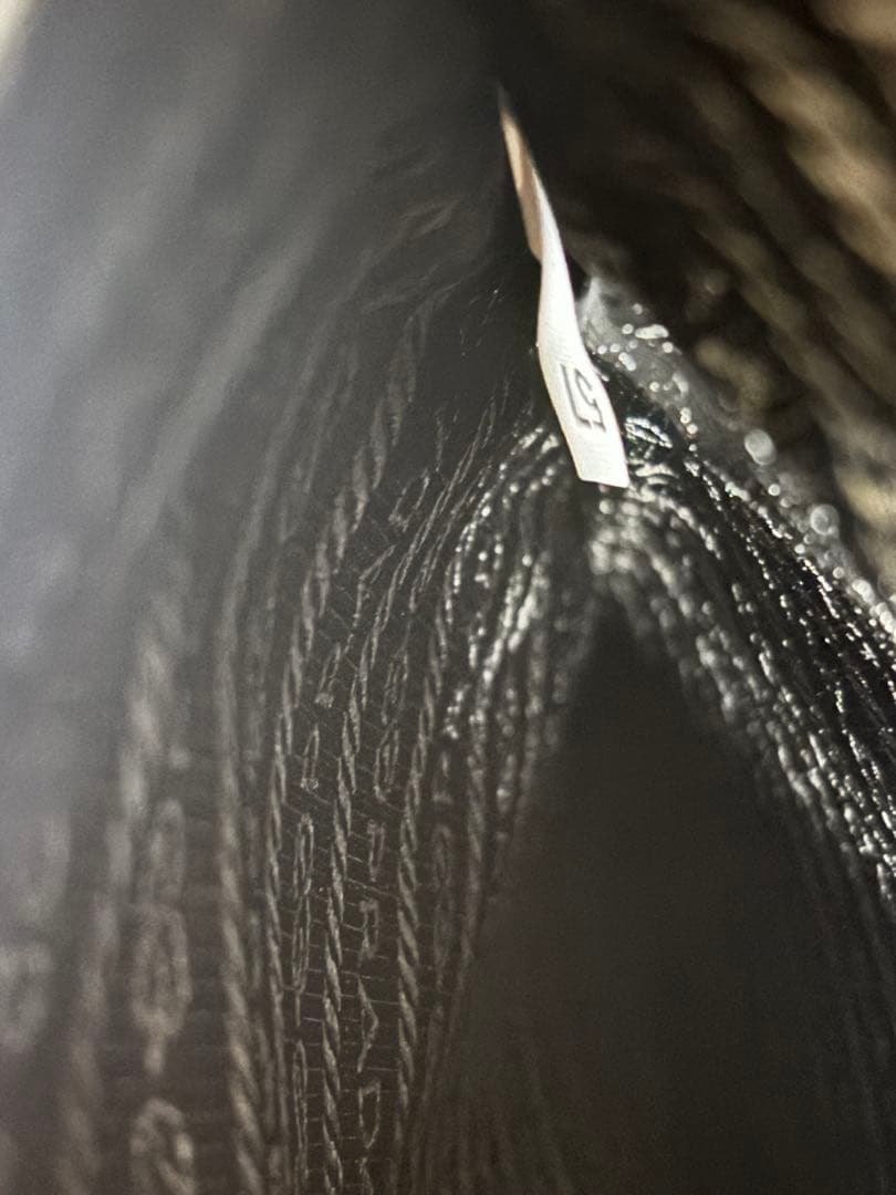 【鍵付き南京錠】PRADA ビジネスバッグ 三角ロゴ サフィアーノレザー メンズ