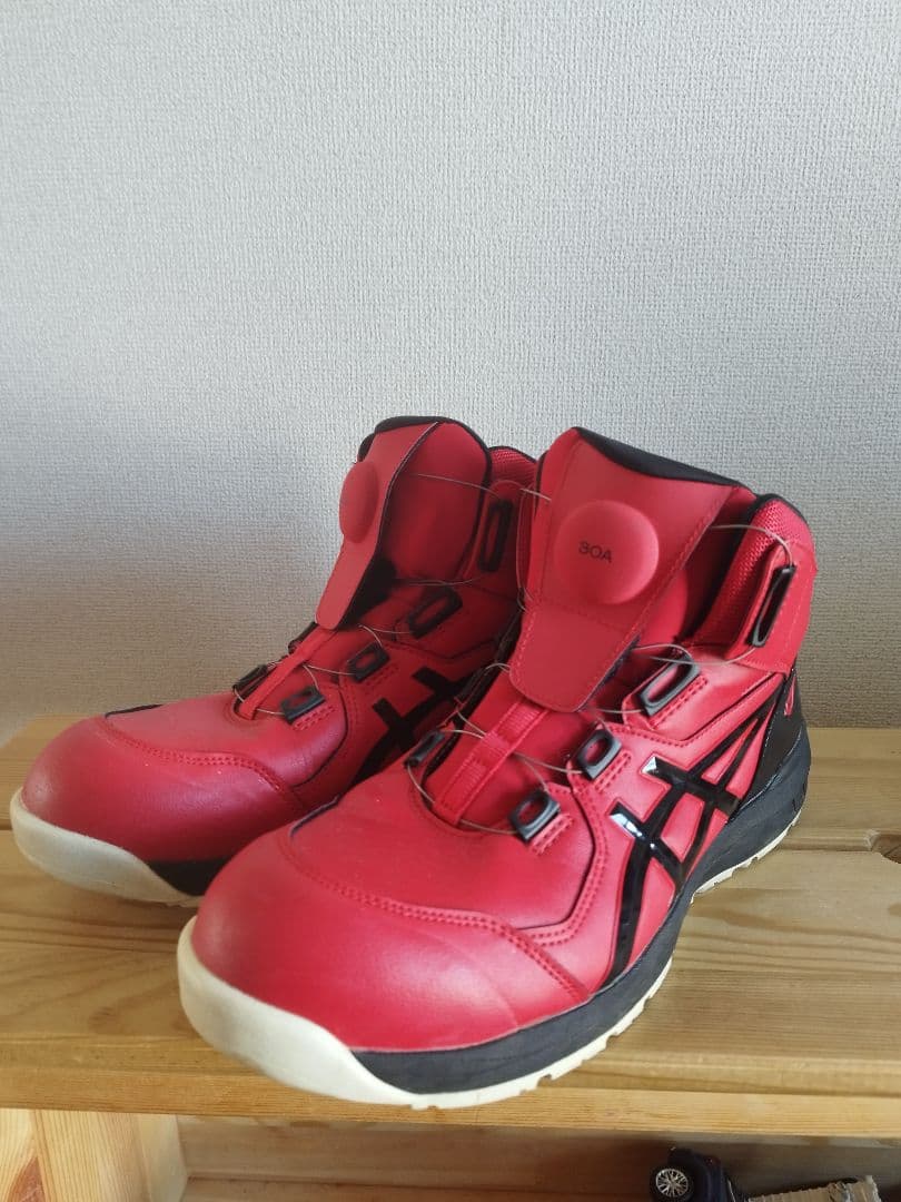 asics レッド ハイカット安全靴