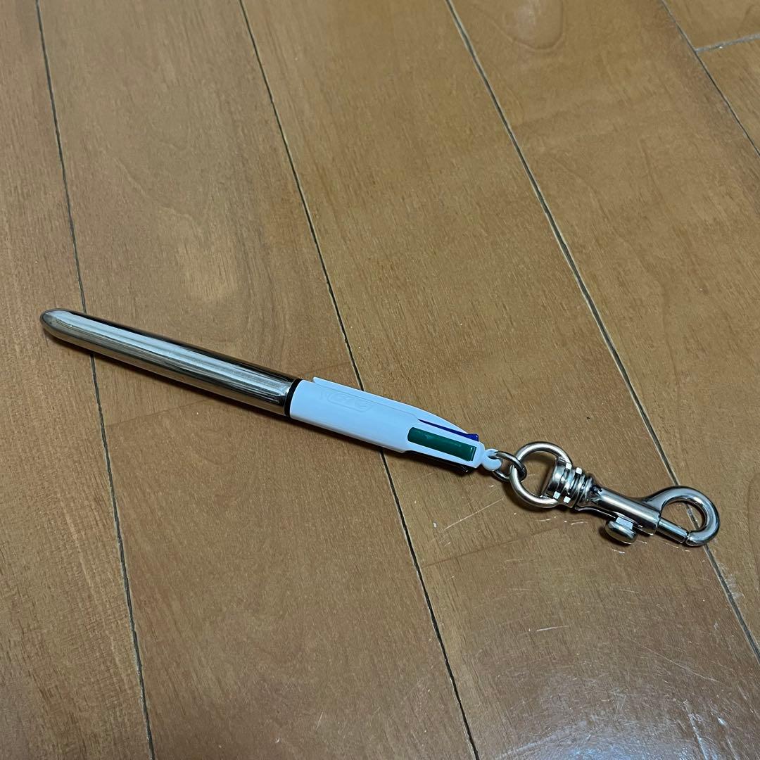 D'heygere×Bic ボールペンチャーム