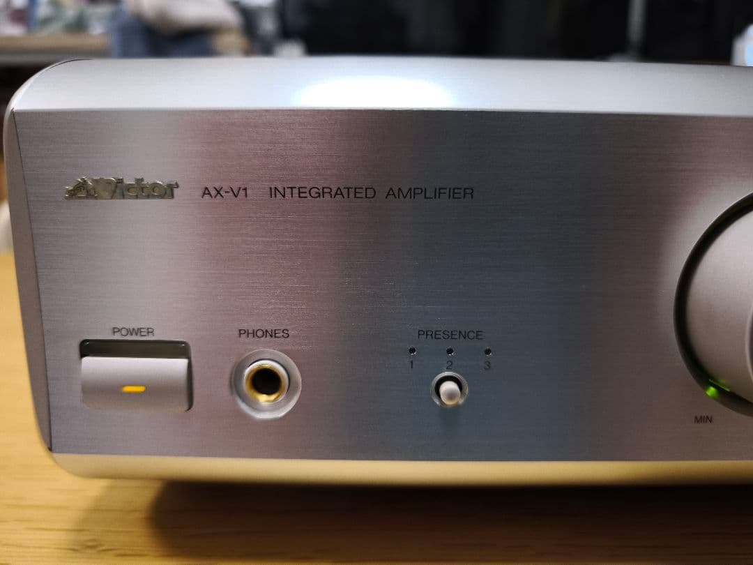ビクター プリメインアンプ AX-V1