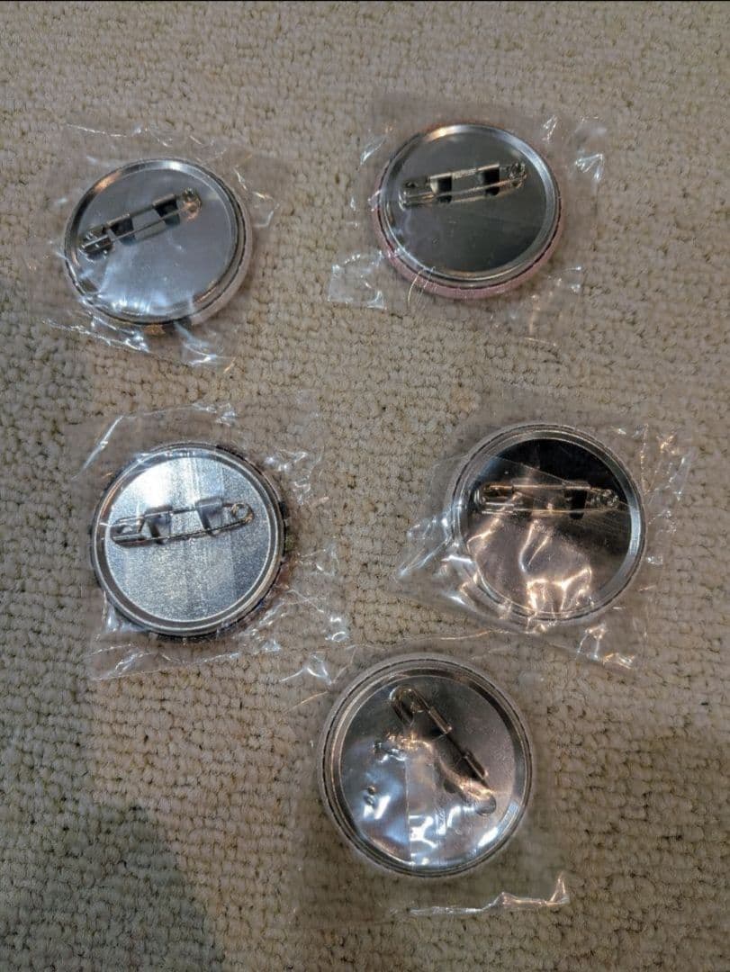 夏目友人帳　一番くじキャラバン　おみくじ会場限定缶バッジ　夏目貴志　全員集合