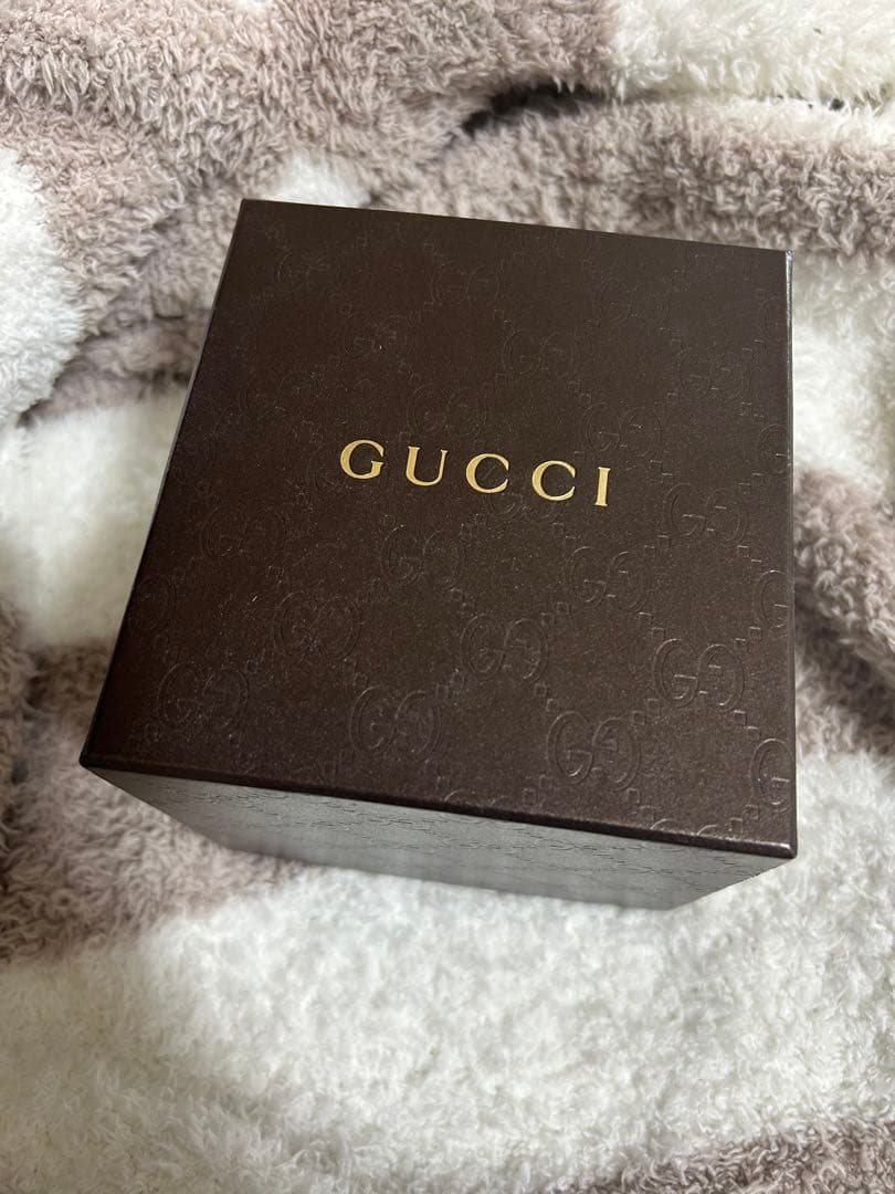 GUCCI シルバー 長方形腕時計