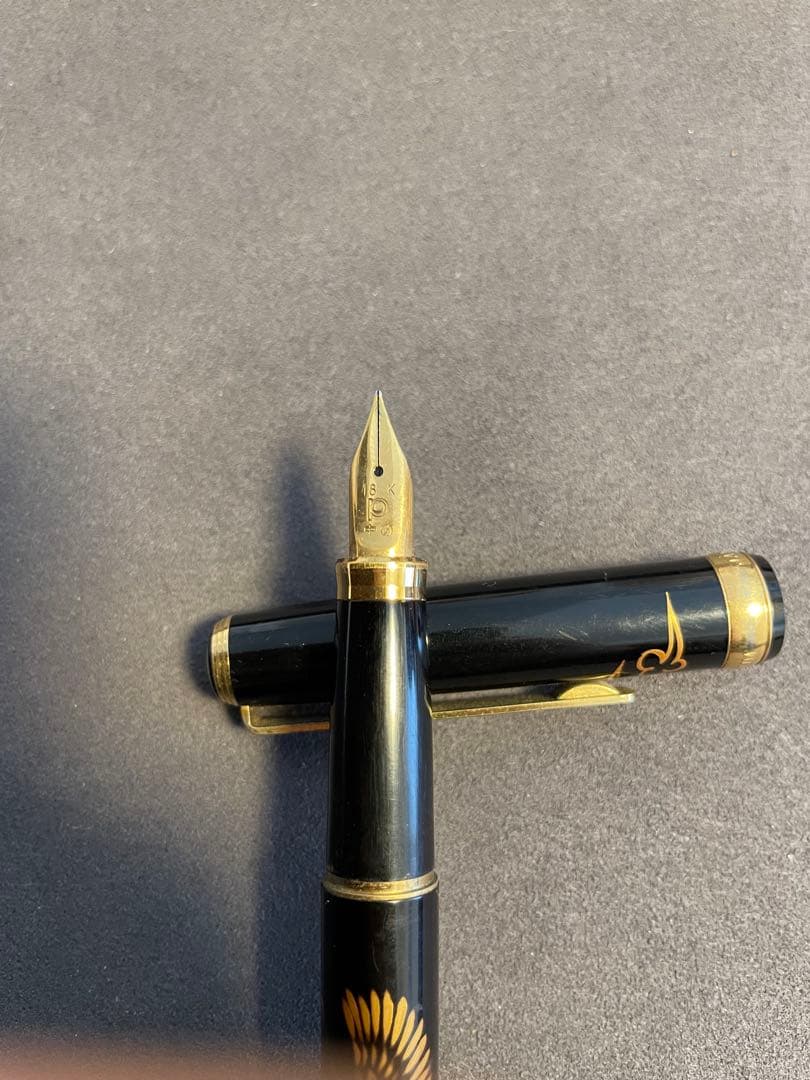 【限定品】日本製 万年筆 蒔絵　プラチナム　18K 750