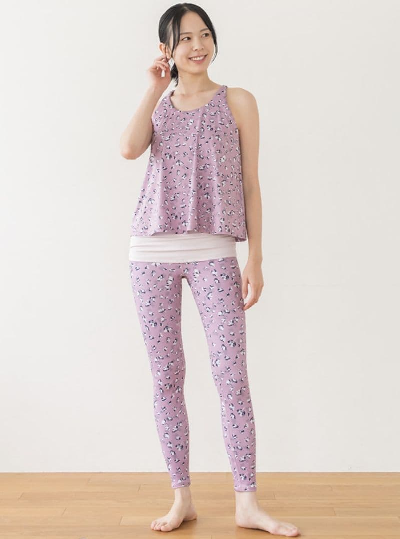 n*i様 SUKALA✨️ヨガウェアトップス　フラワープリントカバータンクトップ