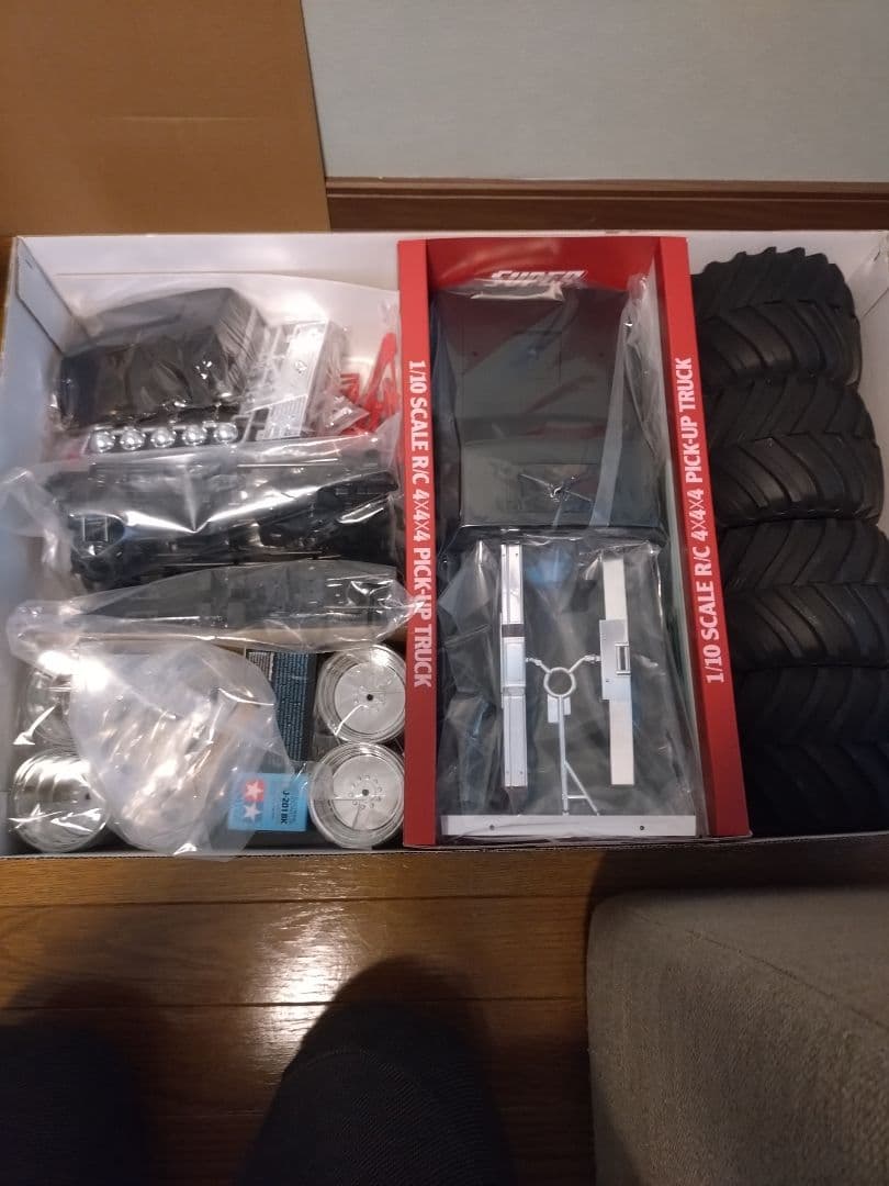 タミヤ　新品未組み立てクラッドバスターと組み立て済クラッドバスターの２台セット