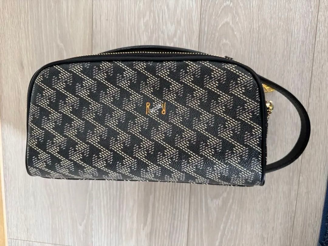 レザレクション　バッグ（ピークス）