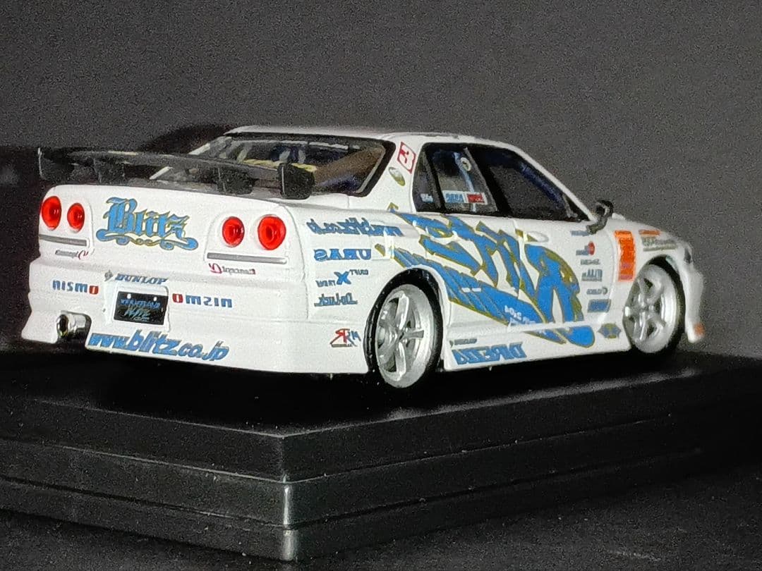 ミニカー DISM 1/43 BLITZ SKYLINE ER34 2004 D1