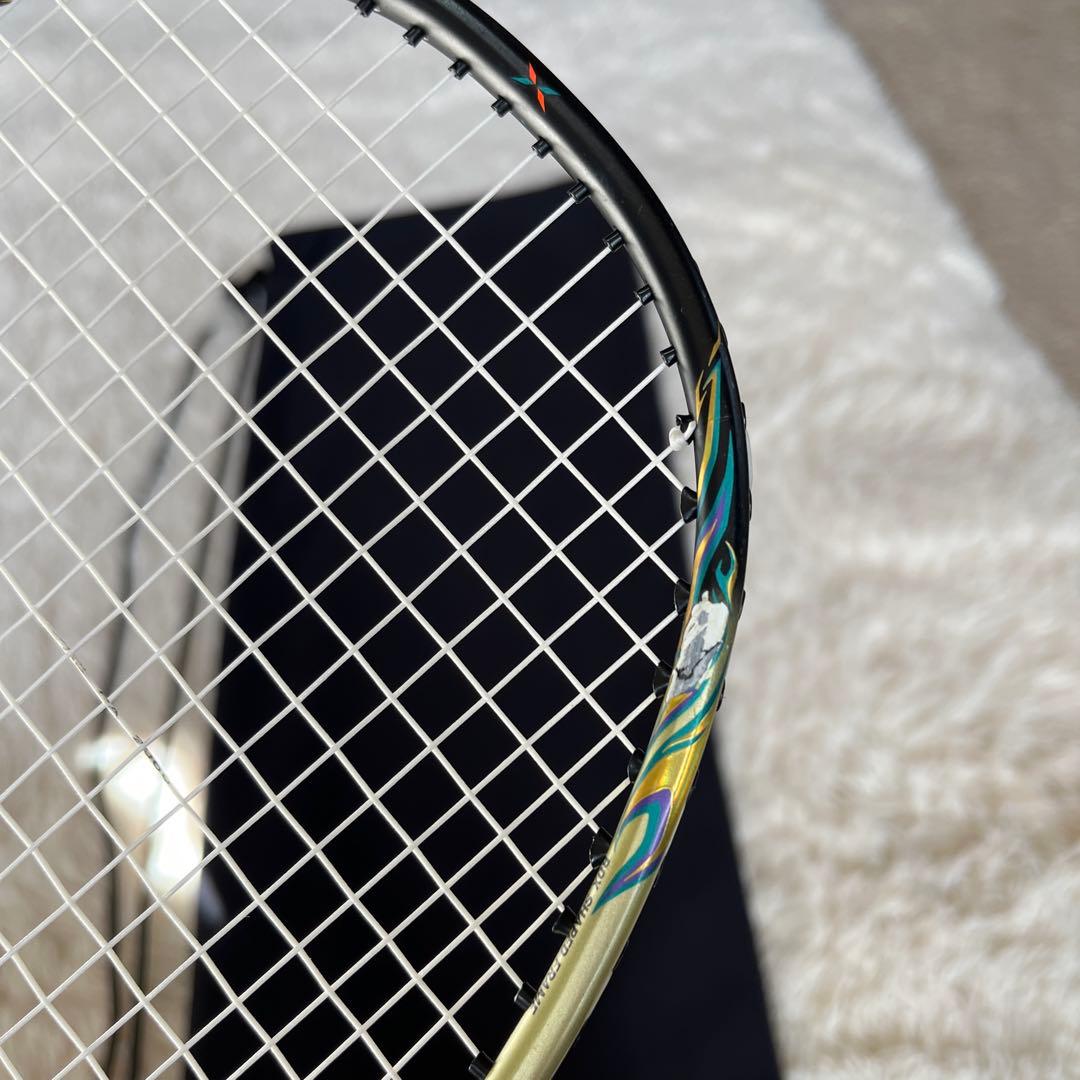 Li-NING AXFORCE100 バドミントンラケット